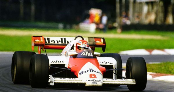 McLaren MP4/2 вероятно е шедьовърът на Джон Барнард, въпреки че той проектира доста невероятни машини за Ferrari по-късно в кариерата си. MP4/2 печели при дебюта си през 1984 г., добавя още 11 победи през същия сезон, шест през следващата година и още две през 1986 г. По пътя си осигурява две титли при конструкторите, трета и последна корона при пилотите за Ники Лауда и още две шампионски титли за Ален Прост. Следвайки иновативното изцяло въглеродно шаси на MP4/1, MP4/2 добавя двигател Porsche с емблема TAG към микса.
Учудващо, MP4/2 всъщност е доста слаб по отношение на разпоредбите на Формула 1 за двигателите, най-вече защото McLaren – финансирайки собствените си агрегати – отказва да използва определени квалификационни двигатели, когато останалата част от конкуренцията го прави. Отбори като Brabham се насочват към квалификациите с двигатели на BMW с кратък живот, с увеличена мощност до над 1500 к.с. (1100kW). Но в деня на състезанието McLaren е колата, която трябва да победи. Едва когато Williams се появява с мощността на Honda през 1986 г., големият звяр на McLaren-Marlboro губи, но дори тогава, благодарение на упоритостта на Прост, MP4/2 все пак взима титлата при пилотите.
